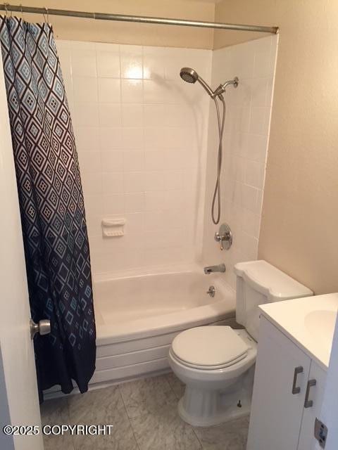 420 E 14th Ave, Anchorage, AK 99501 - full bath featuring shower / tub combo with curtain and vanity