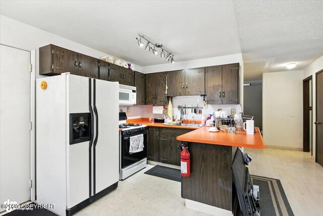 7013 Trafford Dr, Anchorage, AK 99504