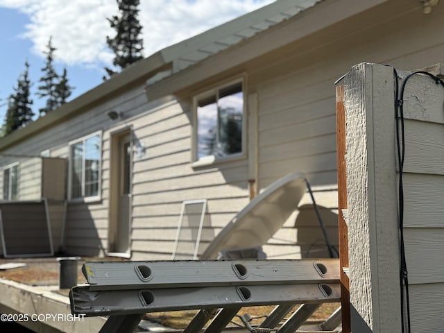20120 W Glenn Hwy, Chickaloon, AK 99674 - view of side of home