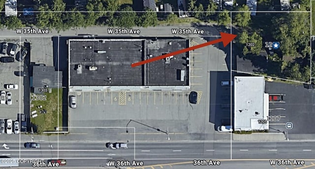 1202 W 35th Ave, Anchorage, AK 99503 - photo 1