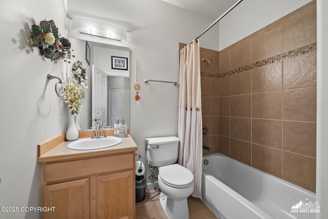 7655 Stepping Stone Ln Unit Q2, Anchorage, AK 99504 - bathroom with vanity and shower / tub combo with curtain
