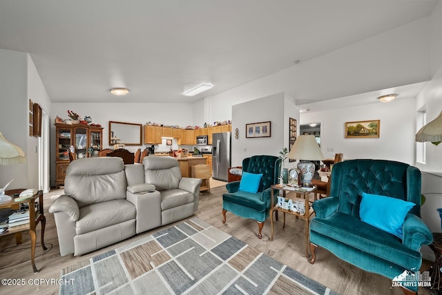 7997 Normanshire Ct, Anchorage, AK 99504