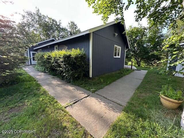 950 E Chugach View Dr, Wasilla, AK 99654 - view of side of property
