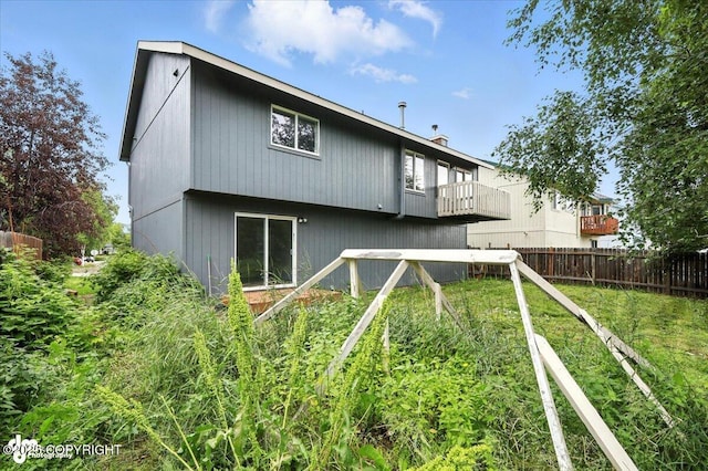1250 W Josselin Ln, Palmer, AK 99645 - back of property with a balcony