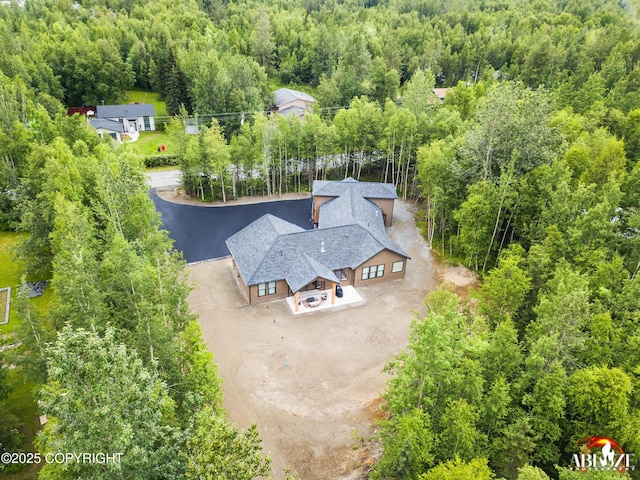 365 W Crestwood Ave, Wasilla, AK 99654 - aerial view of property and surrounding area with a forest