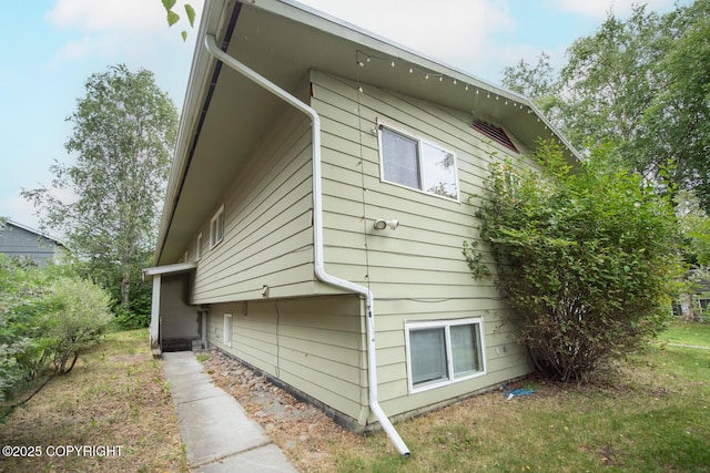 4111 Grape Pl, Anchorage, AK 99508 - view of side of home