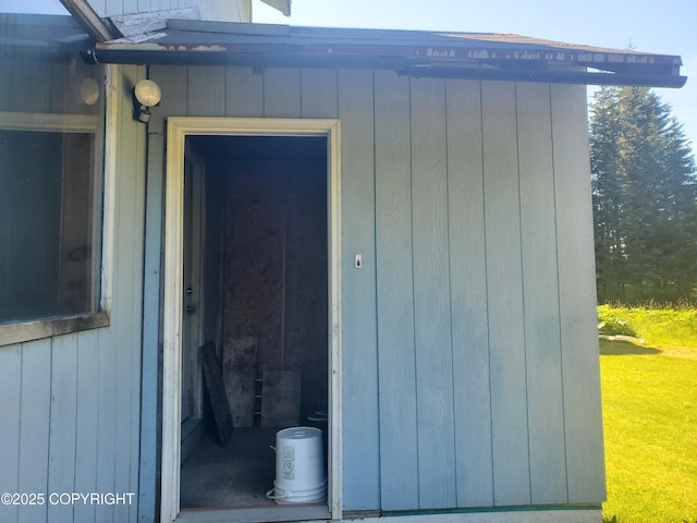 35196 Nordic Ct, Anchor Point, AK 99556 - doorway to property