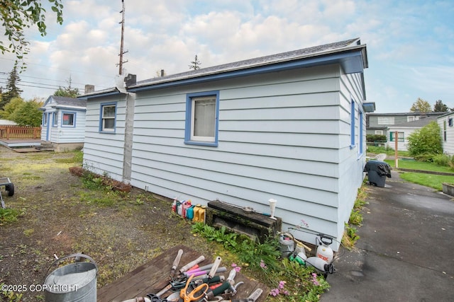 318 W 10th Ave, Anchorage, AK 99501 - view of side of property