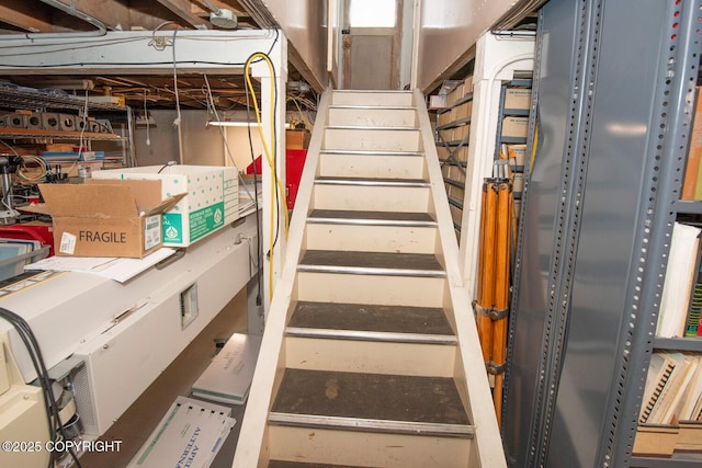 318 W 10th Ave, Anchorage, AK 99501 - view of staircase