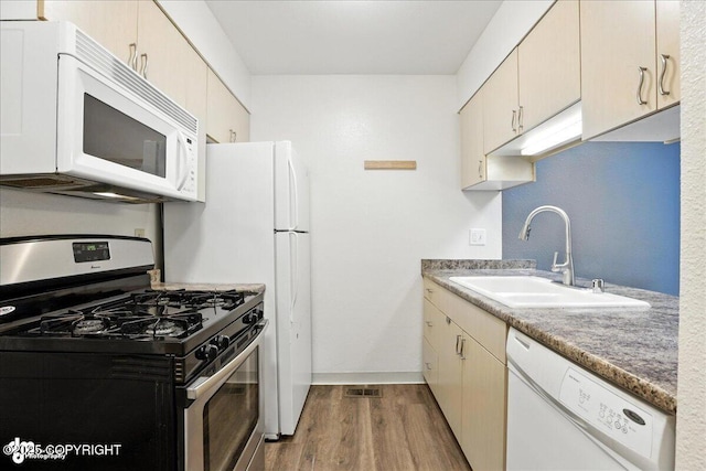 7641 Lumbis Ave # 107, Anchorage, AK 99518 - photo 5
