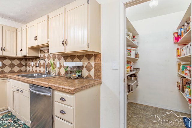9223 Elgin Cir, Anchorage, AK 99502 - photo 11