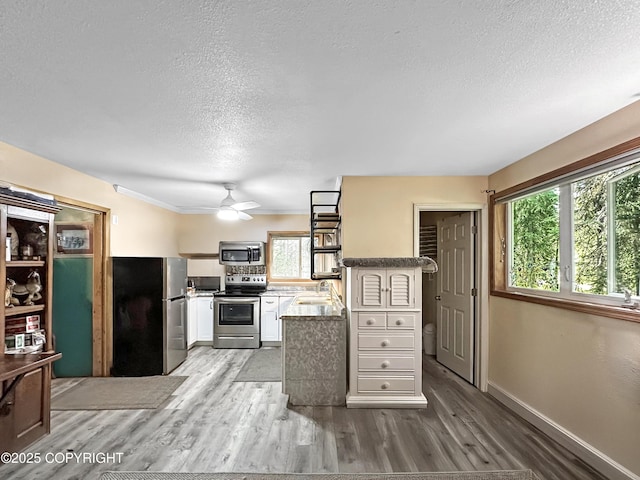 2994 Sebastian Ct, North Pole, AK 99705 - photo 2