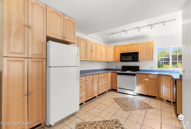 7874 W Spectrum Ave, Wasilla, AK 99623 - photo 4