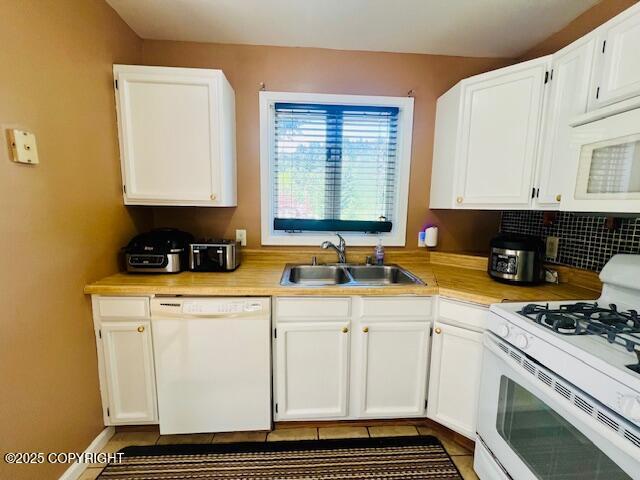 1716 Selief Ln, Kodiak, AK 99615 - photo 51
