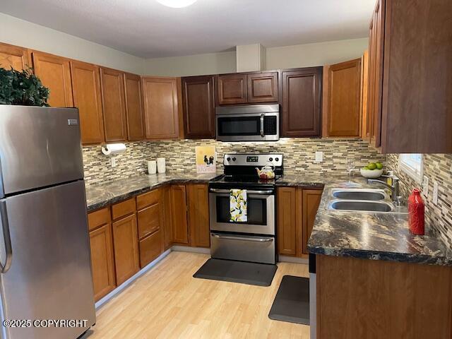 819 W 76th Ave, Anchorage, AK 99518 - photo 15