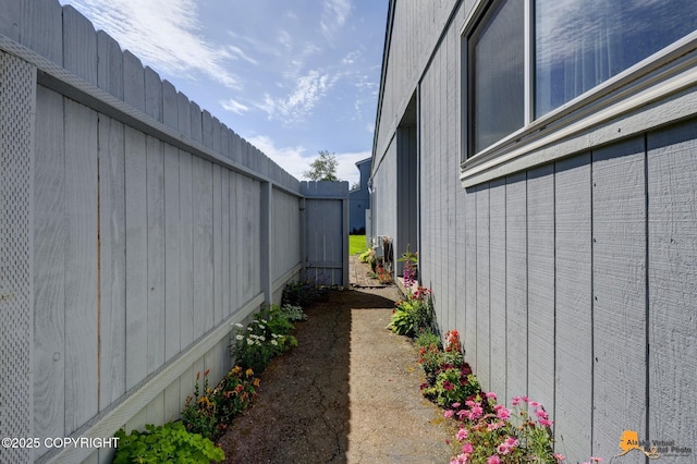 1709 Morningtide Ct, Anchorage, AK 99501 - photo 9