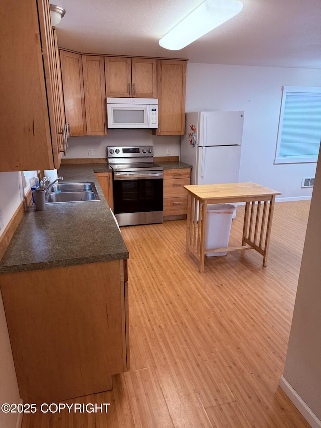 422 Kaagwaantaan St, Sitka, AK 99835 - photo 5