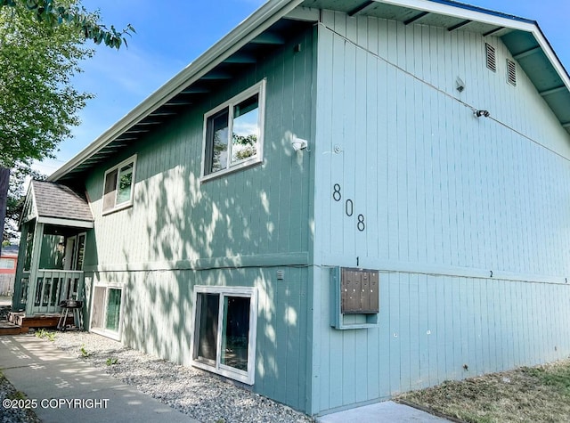 808 N Flower St, Anchorage, AK 99508 - photo 1