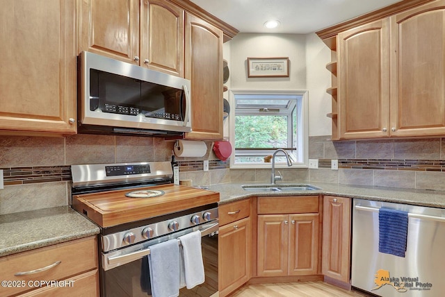 10921 Adanak Cir, Eagle River, AK 99577 - photo 20