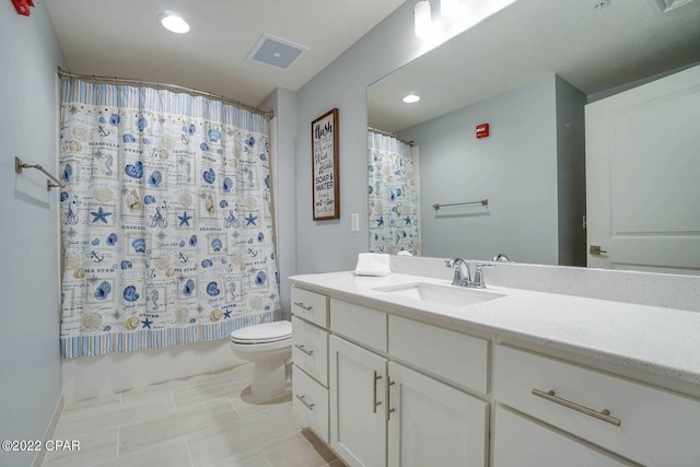 bathroom with shower / tub combo with curtain, recessed lighting, visible vents, toilet, and vanity