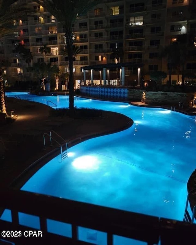 view of swimming pool