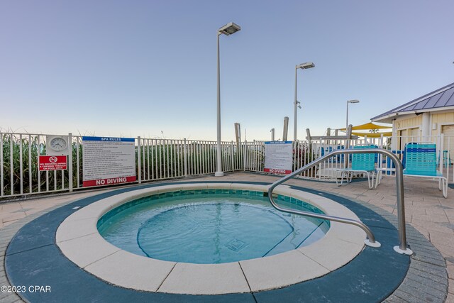 view of swimming pool