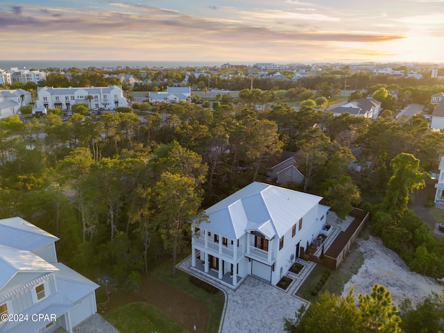 view of aerial view at dusk