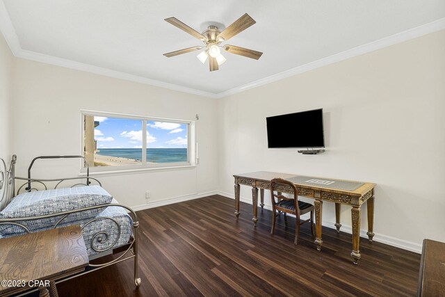 bedroom featuring ceiling fan, ornamental molding, and wood-type flooring