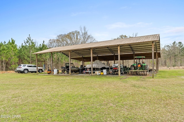 exterior space with a yard