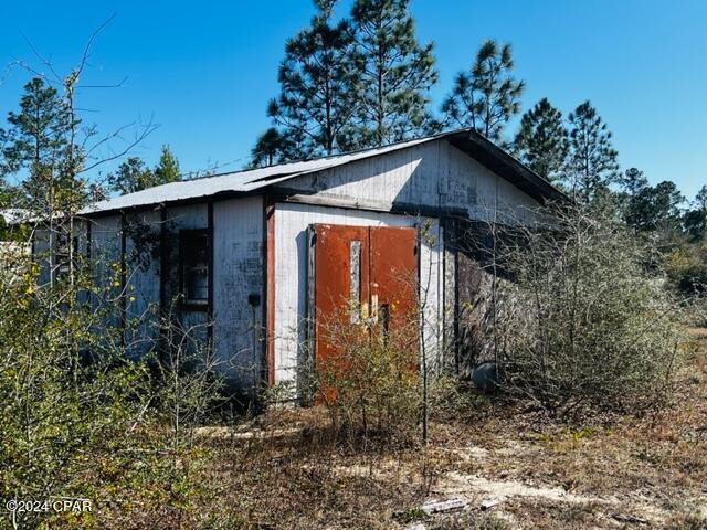 view of shed / structure