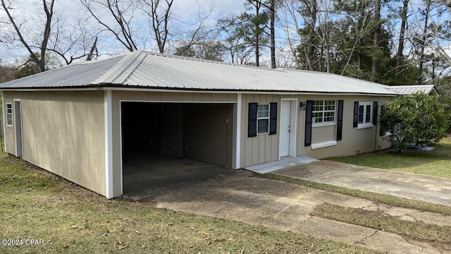 exterior space featuring a yard