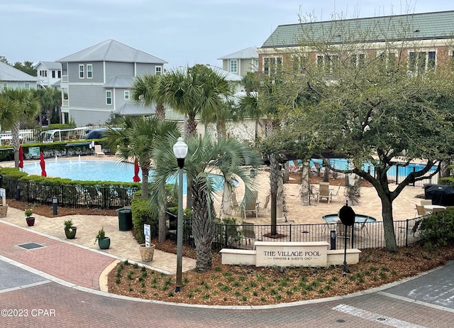 view of swimming pool