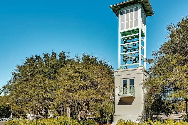 view of building exterior