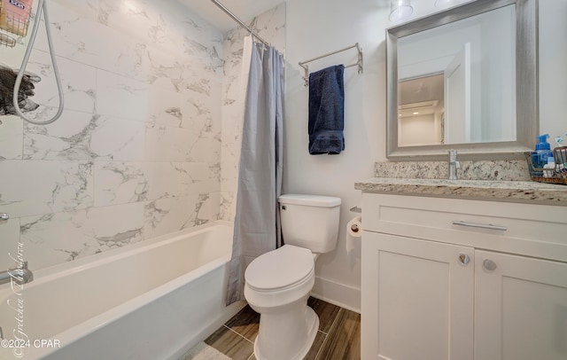 full bathroom with shower / bath combination with curtain, vanity, and toilet