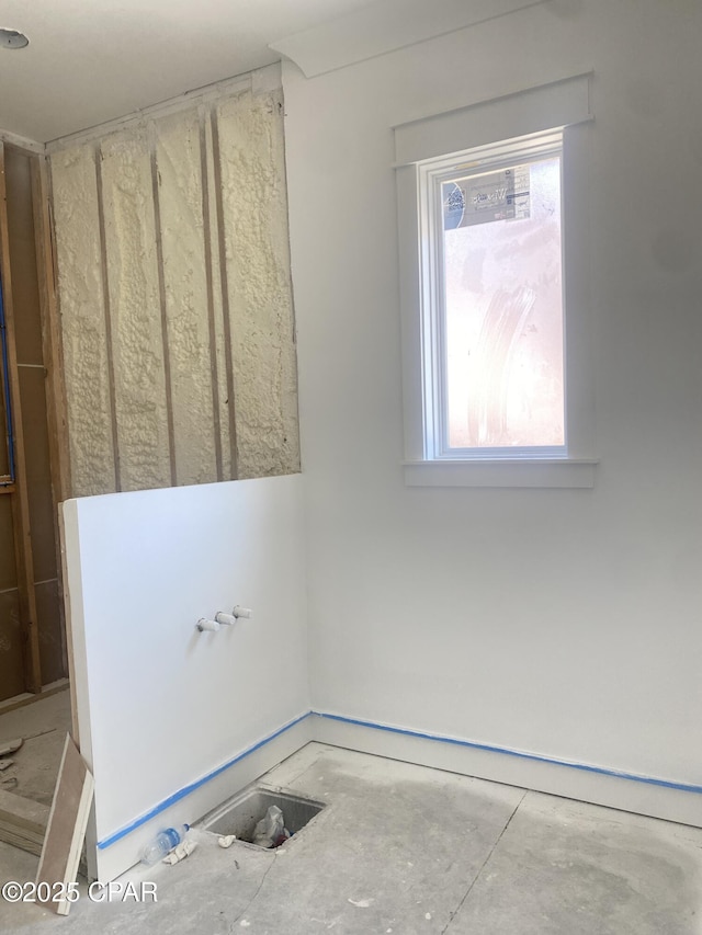 610 Shady Oaks Ln, Lynn Haven, FL 32444 - spare room featuring healthy amount of natural light and baseboards