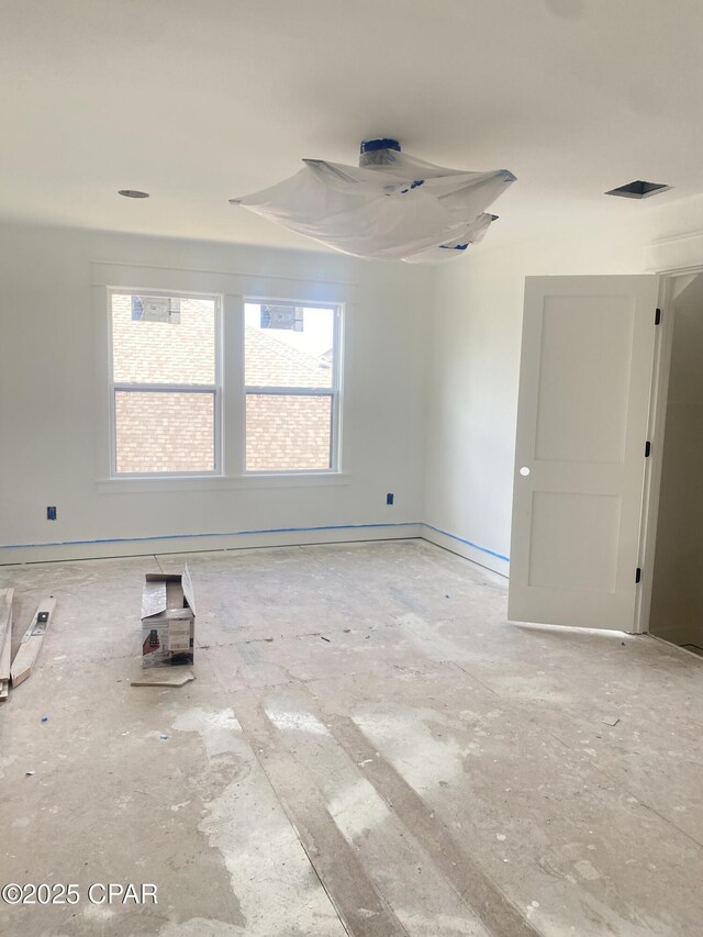 610 Shady Oaks Ln, Lynn Haven, FL 32444 - empty room featuring baseboards