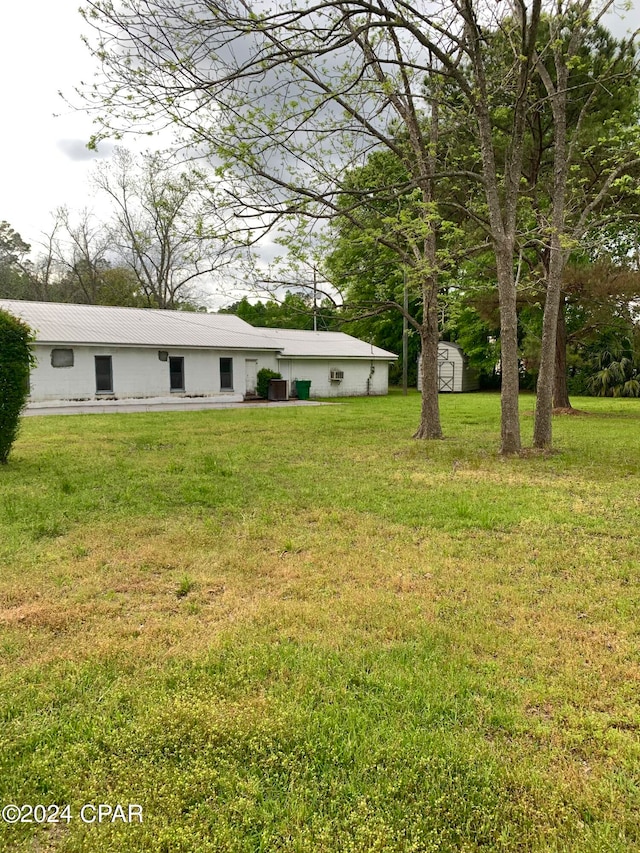 Listing photo 2 for 1026 Washington St, Graceville FL 32440