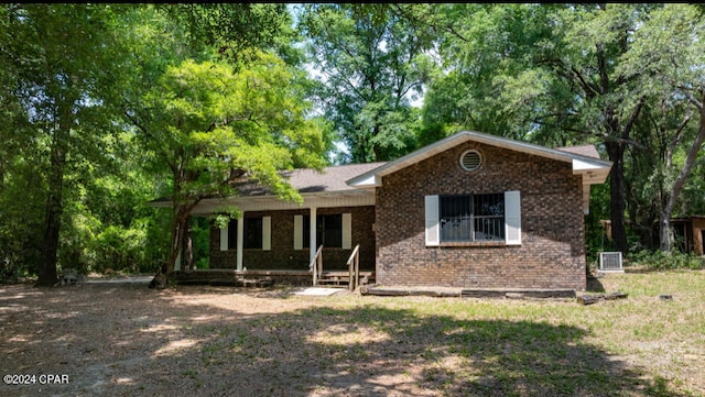 view of front of house