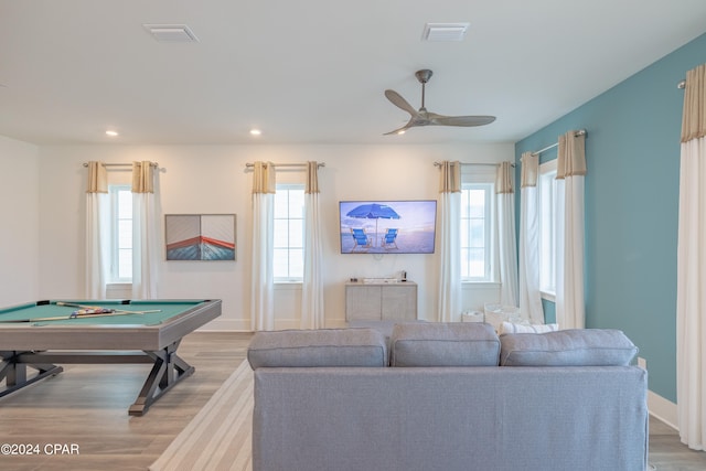 playroom with light hardwood / wood-style flooring, pool table, and ceiling fan