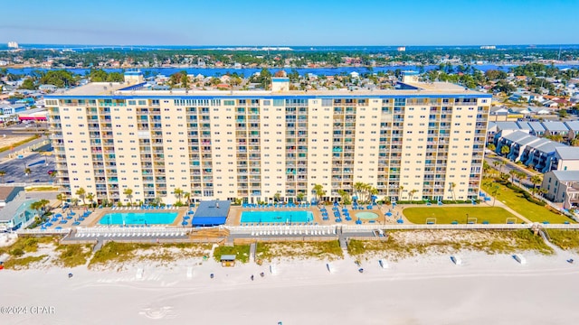 bird's eye view with a water view