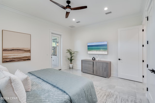 bedroom with crown molding and ceiling fan