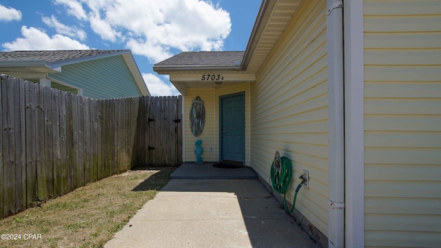 view of entrance to property