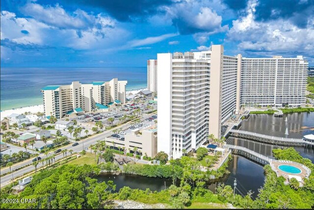 bird's eye view featuring a water view