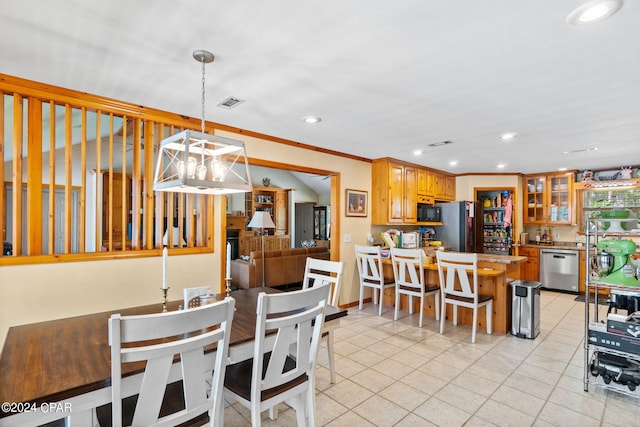 dining room with ornamental molding