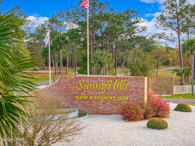 view of community / neighborhood sign