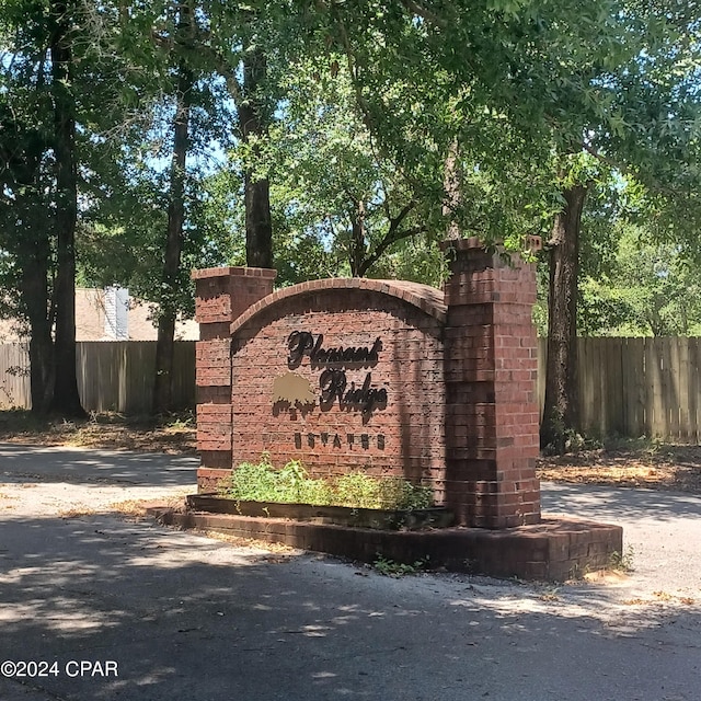 Listing photo 2 for LOT5 Pleasant Way, Defuniak Springs FL 32435