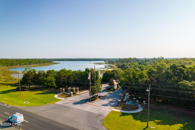 Listing photo 2 for 154 Lake Merial Blvd, Southport FL 32409