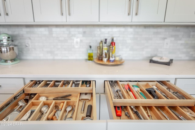 room details with decorative backsplash