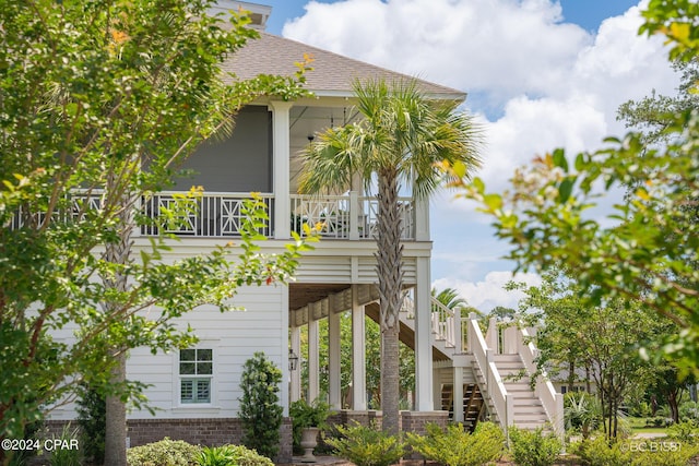 view of home's exterior