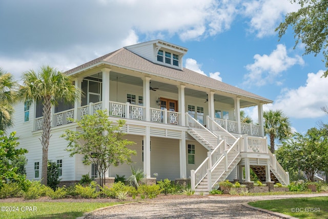 view of front of home featuring covered porch and ceiling fan